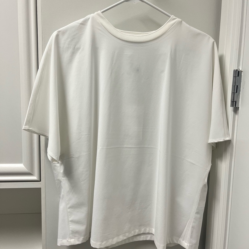 Banana Republic White Short Sleeve Tee